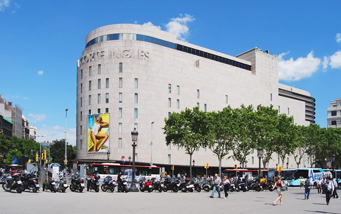 Эль Корте Инглес в Барселоне, площадь Каталонии