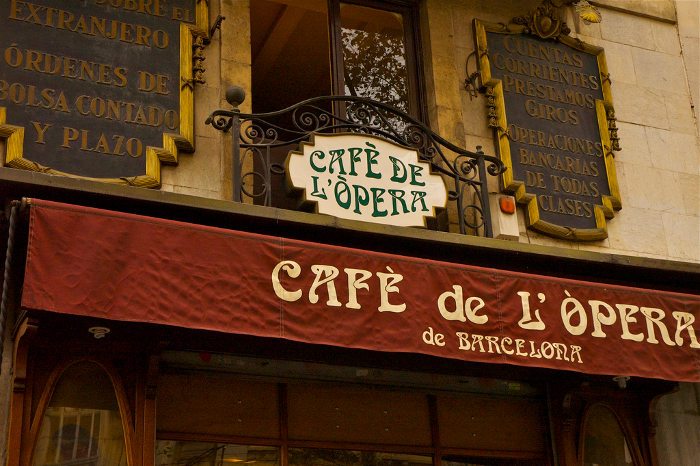 Культовые бары Барселоны: Cafè de l’Òpera
