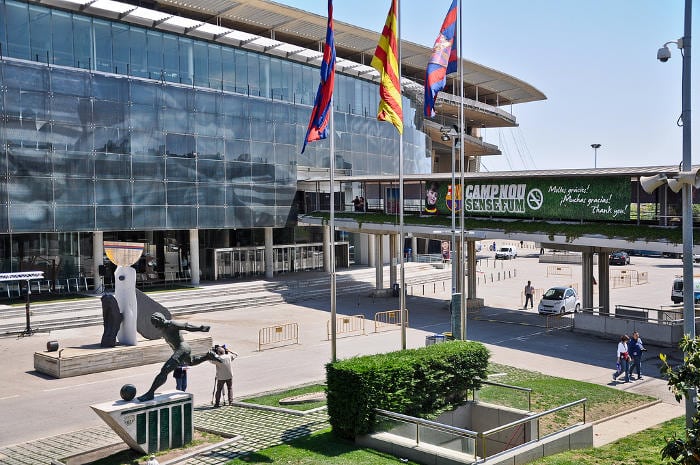 Музей футбольного клуба Барселона и стадион Кам Ноу