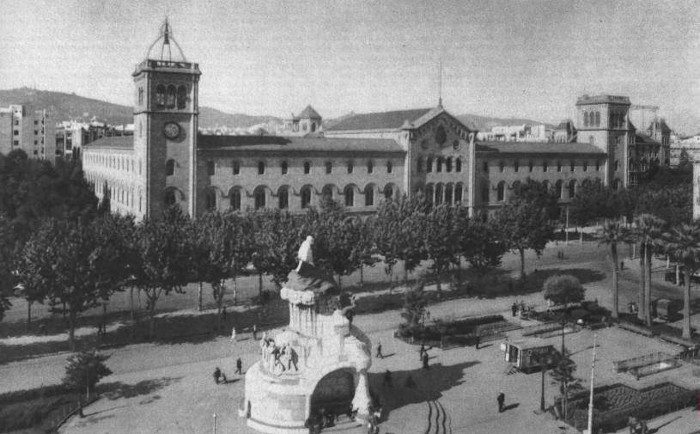 Барселонский университет в старину