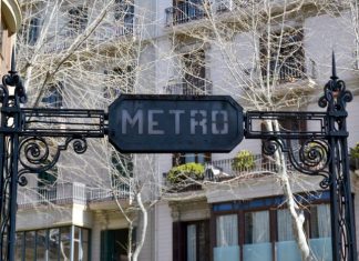 Схема метро Барселоны