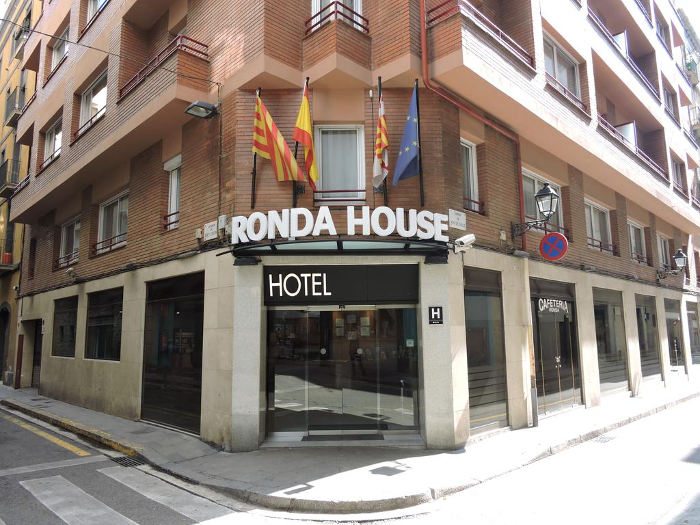 Отели Барселоны до 100 евро: Отель Ronda House в Барселоне