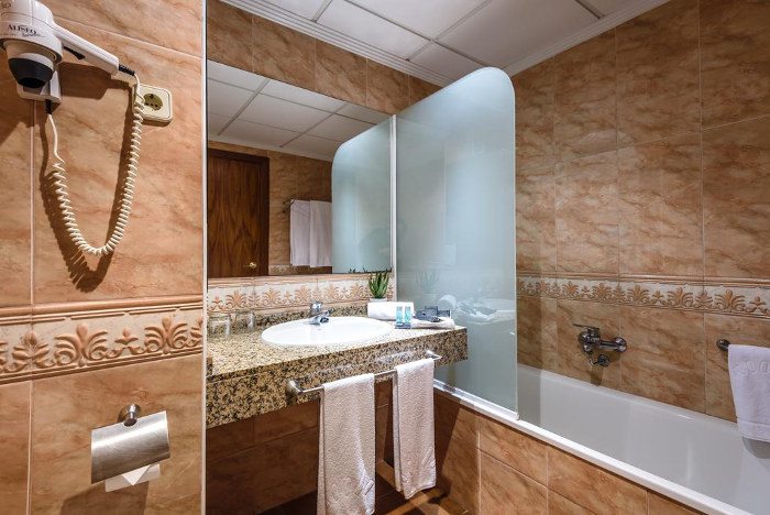 Ванная комната в отеле