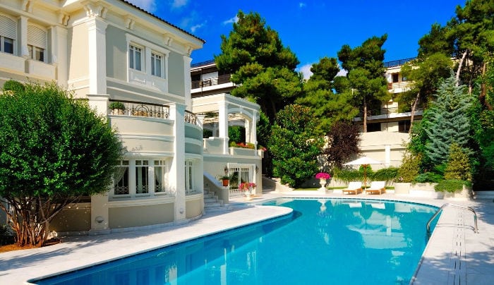 Стоимость жилья в барселоне квартиры в греции цены