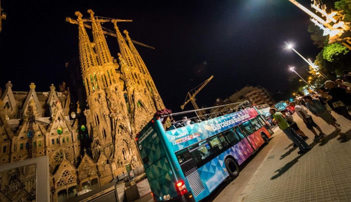 Туристический автобус Барселоны: маршруты Night Day
