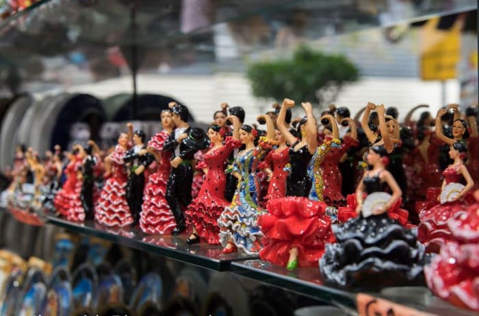 Посмотреть фламенко в Барселоне: не забудьте купить сувенир