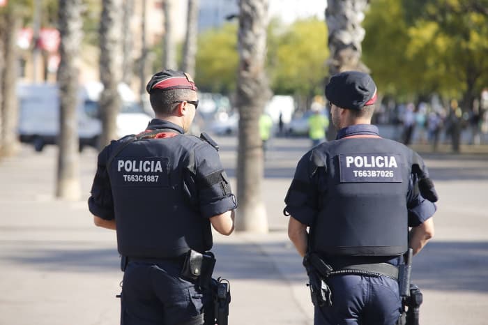 За что не любят Барселону: работа полиции