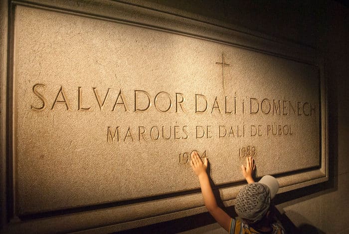 Могила Сальвадора в музее Дали
