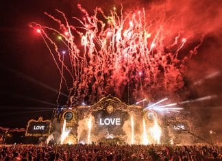 Фестиваль Unite With Tomorrowland 2019 в Барселоне