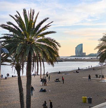 Барселона по месяцам Барселона по месяцам