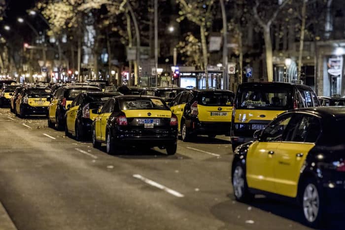 Что нужно знать о такси Барселоны
