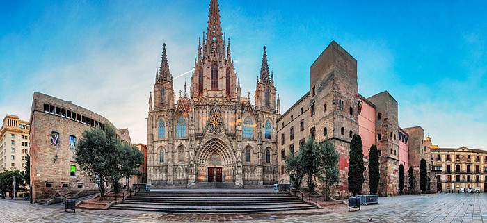 Где находится Кафедральный собор Барселоны